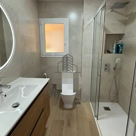 Golden 2 Apartment